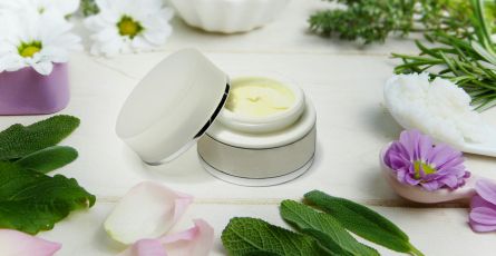 Naturalne kosmetyki i fitokosmetyki, na co uważać w składzie?